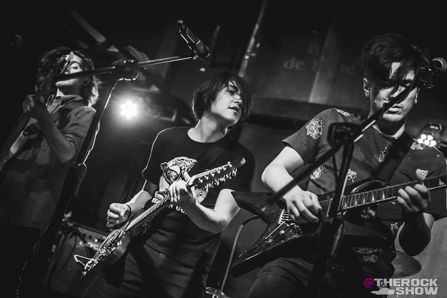 Debut del disco Tu Otro Yo en Bar de René, 2016